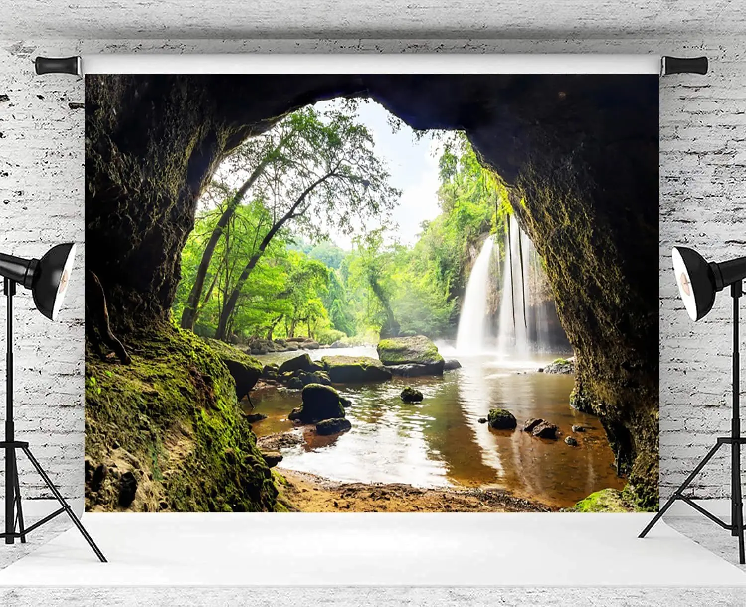 Hutan Air Terjun Gunung Gua Po - Outdoor Adventure Background ulasan dan harga